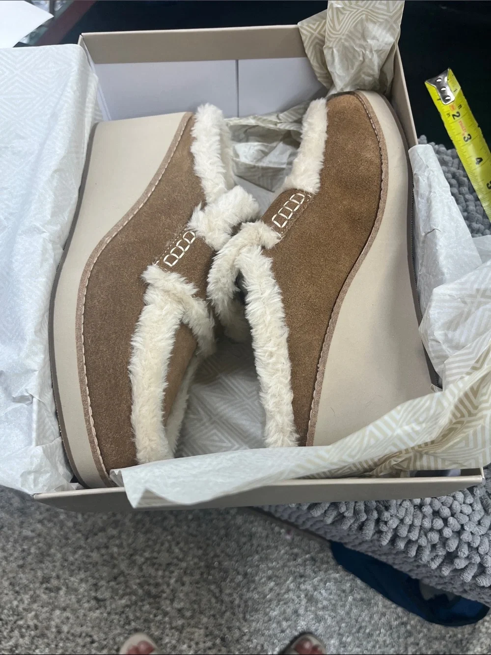 Donald PLINER 9.5 SUEDE Mule w/ original box  NWT